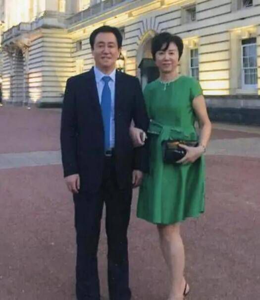 国产一区二区精品久久岳