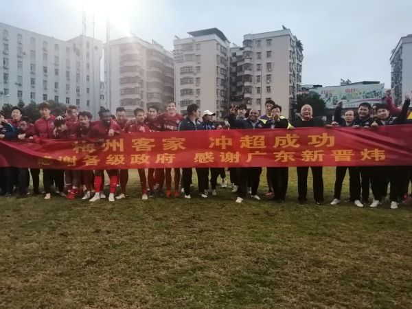 婷婷综合激情五月中文字幕